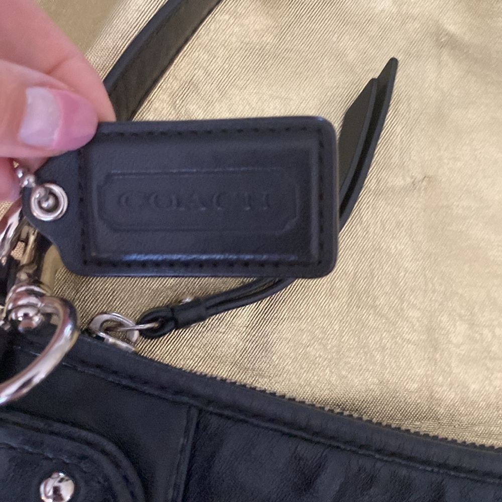 Coach leather shoulder bag 7.5x11” - Picture 3 of 5